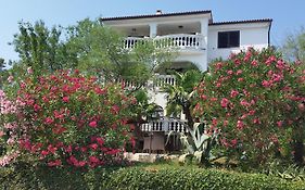 Guest House Villa Marlis